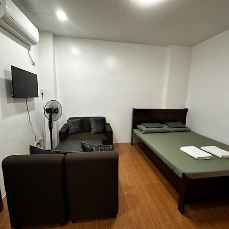 Rjc Building Apartment Olongapo Bagian luar foto